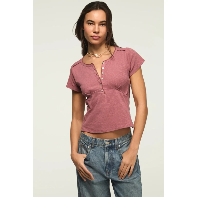 Women's Crochet Trim Short Sleeve Henley - Lilas