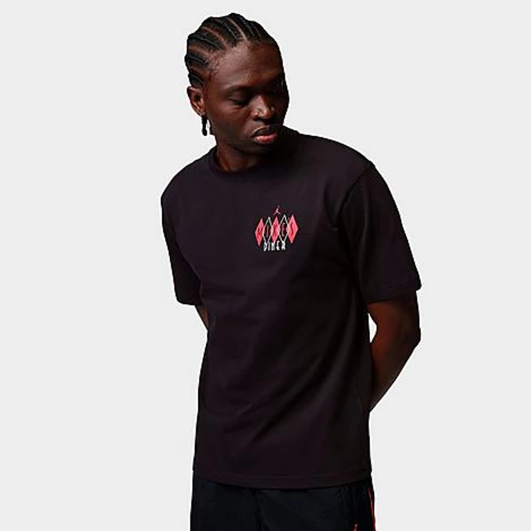 Jordan Men's Mike's Diner Graphic T-Shirt in Black/White/University Red Size: XS