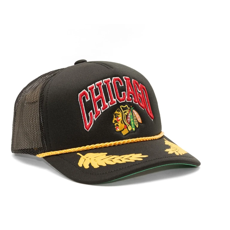 Men's NHL Gold Leaf Trucker Blackhawks Hats