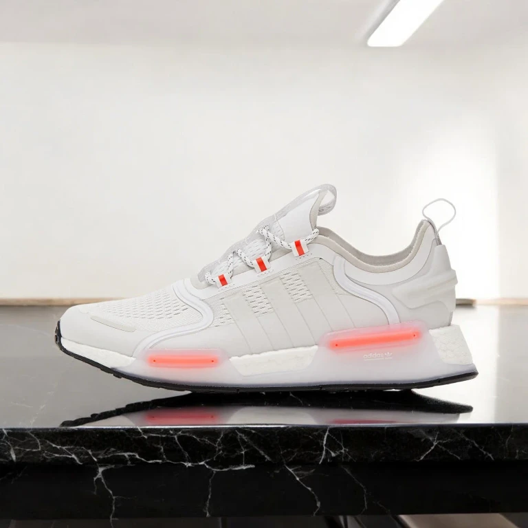 Men's Nmd_V3 Sneakers
