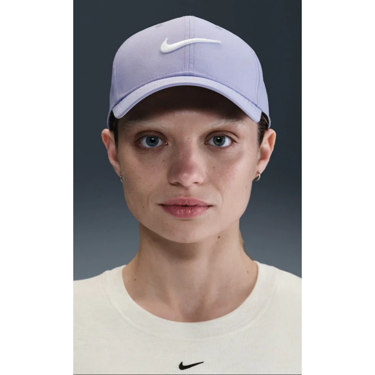 Dri-Fit Club Structured Swoosh Cap