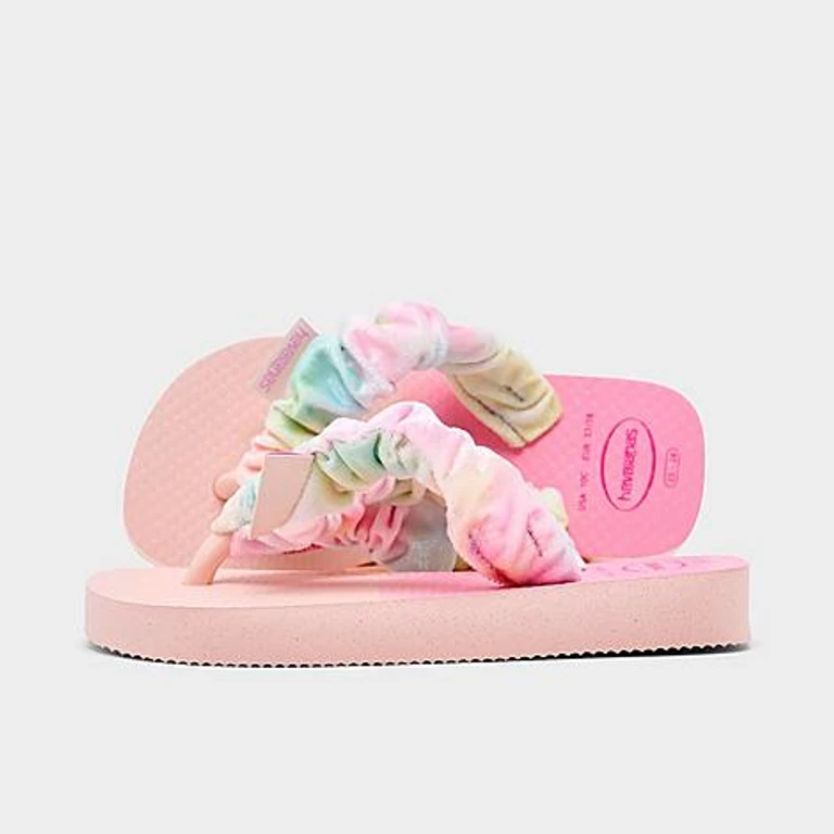 Havaianas Girls' Little Kids Fluffy Flip-Flops in Ballet Rose Size: 2.0