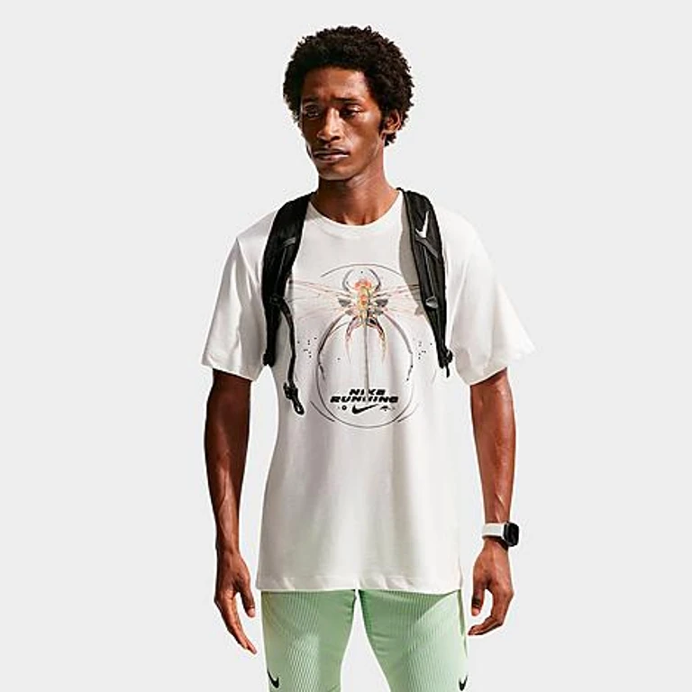 Nike Men's Dri-FIT Dragonfly Running T-Shirt in Sail Size: Small