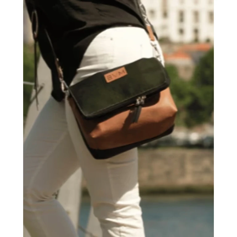 The Flop Crossbody Bag green