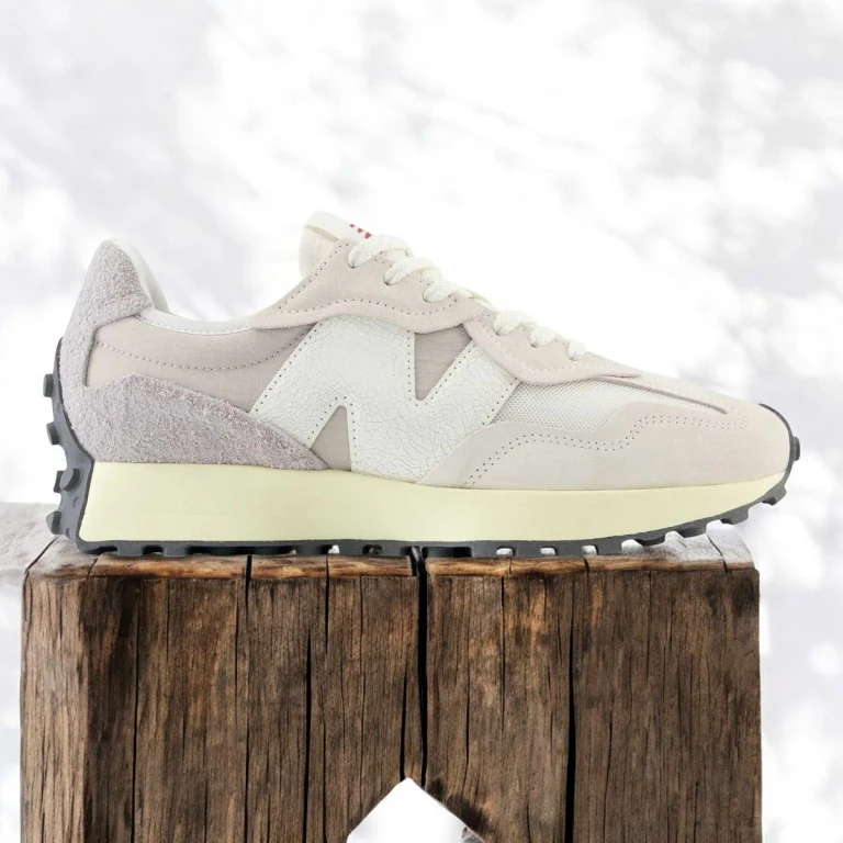Men's U327Wv1 Sneakers