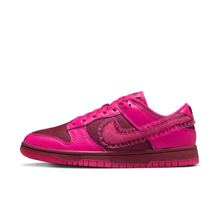 Women's Dunk Low 'Valentine'S Day 2022' W Sneakers