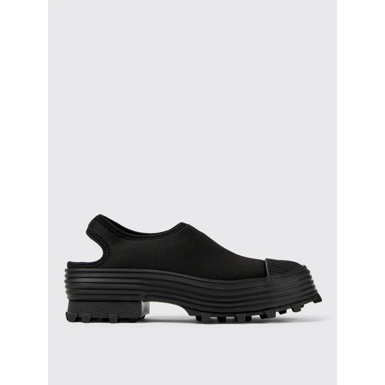Flat Shoes Woman color Black (A500021-001TRAKTORI0)