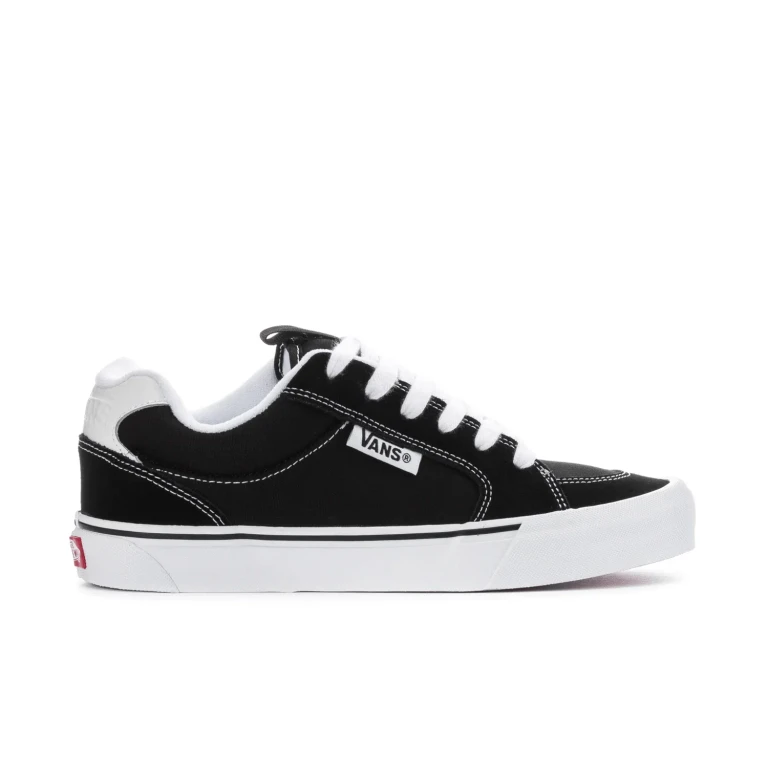 [vn000czwbzw] Mens Vans Chukka Push - Black/white