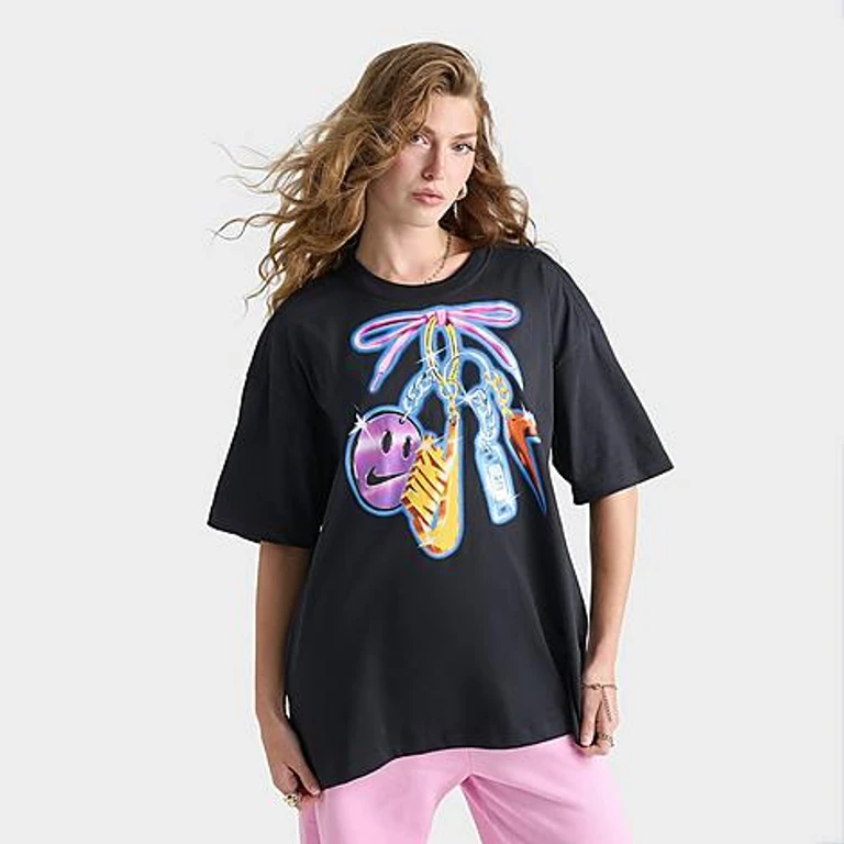 Nike Women's Sportswear Classic Lace Charm Oversized T-Shirt in Black Size: XS