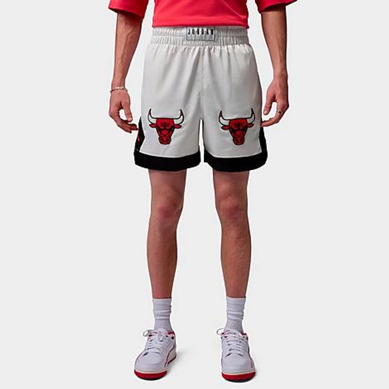 Men's Jordan Flight Muay Thai Woven Shorts in Sail/Black/University Red Size: XS