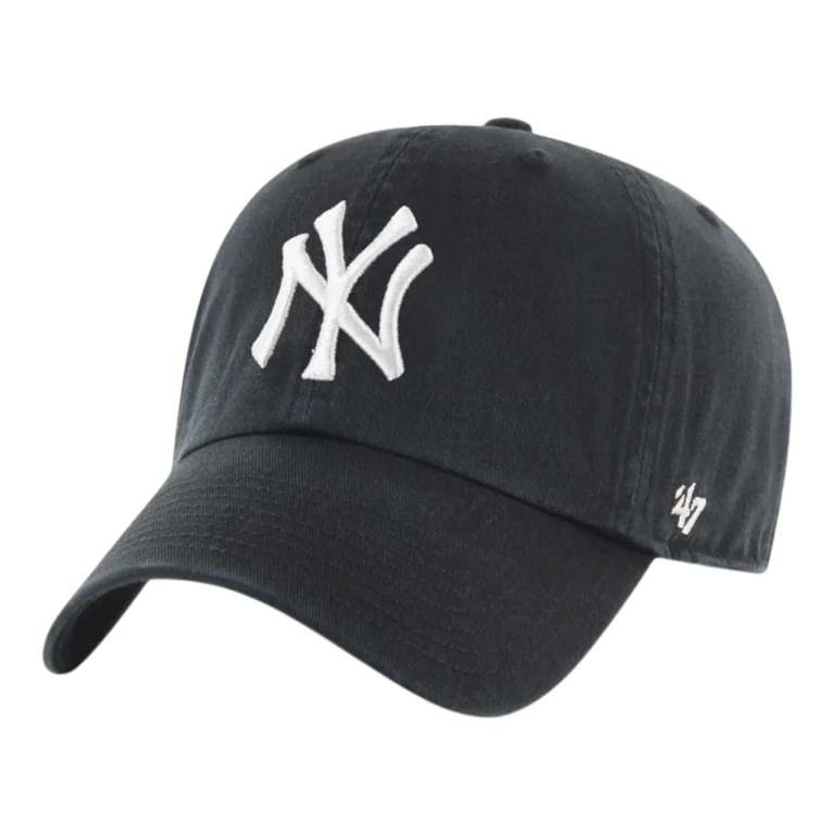 Clean Up New York Yankees Strapback Hat - Black Adjustable Cap