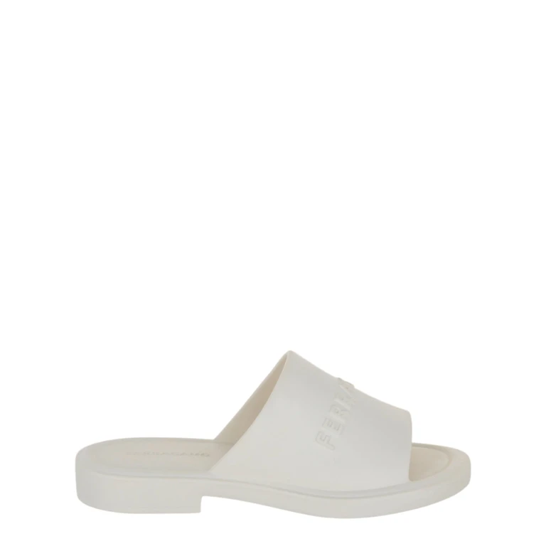 Giuneva Logo Embossed Slides