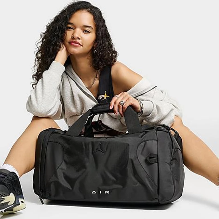 Element Duffel Bag (68.8L) in Black (SM9196-023)