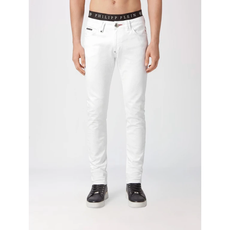 Slim Fit Skinny Jeans in Cotton Denim with Metal Logo Plaque (LABCMDT3452PDE004N01)