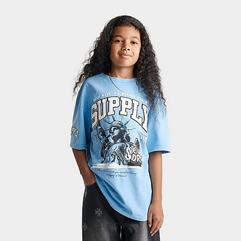 Big Kids Avenue T-Shirt in Ethereal Blue Size: Small