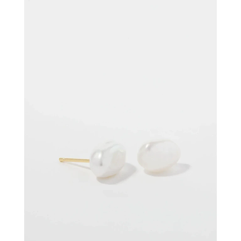 Grit Bold Stud Earrings