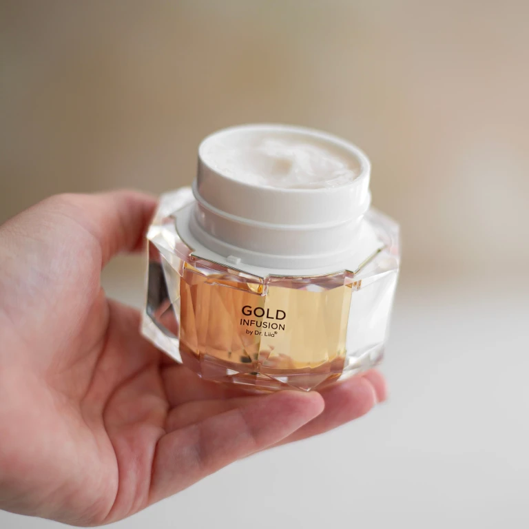 Anti-Aging Gold Infusion Cream - Brightening, Firming & Hydrating Moisturizer