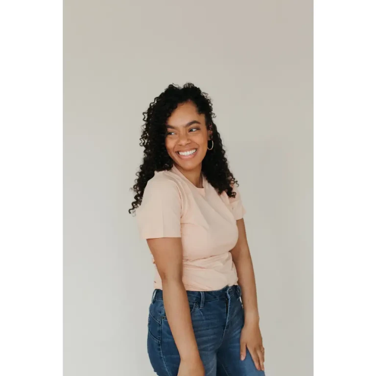 Basic Adult Organic Cotton T-Shirt in Peach