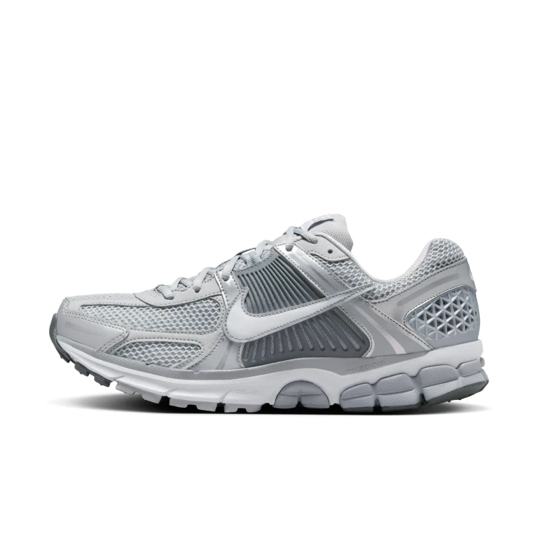 Men's Zoom Vomero 5 Sneakers