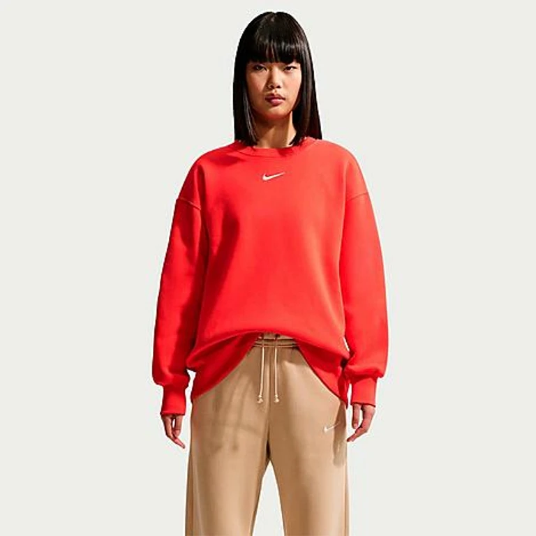 Nike Women's Sportswear Phoenix Fleece Oversized Crewneck Sweatshirt in Light Crimson/Sail Size: XXS