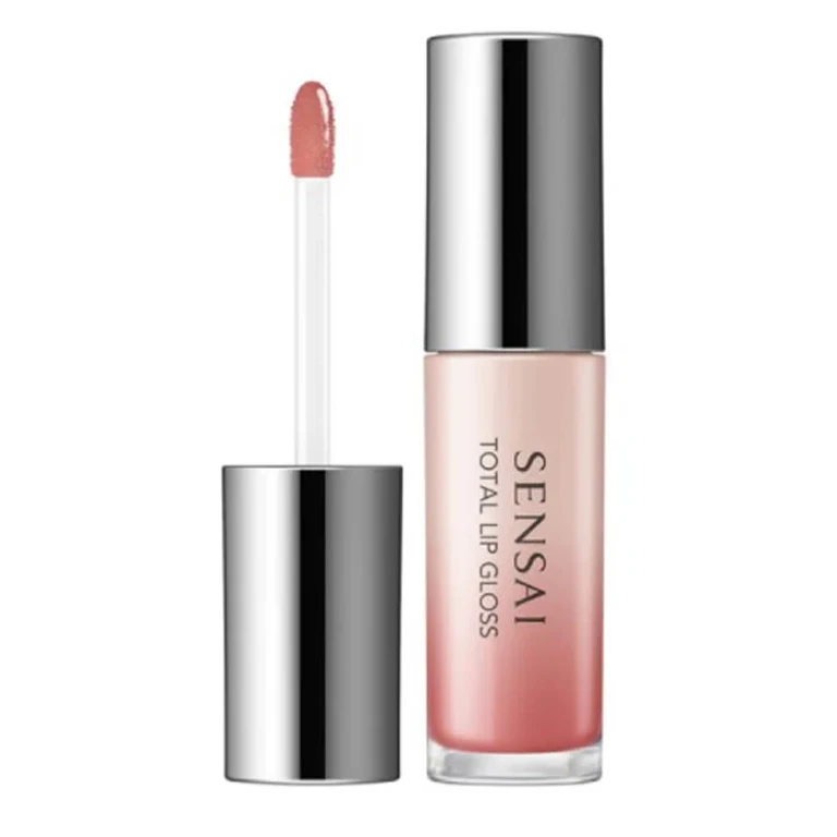 Total lip gloss in color 03 Shininome coral 4.5 ml