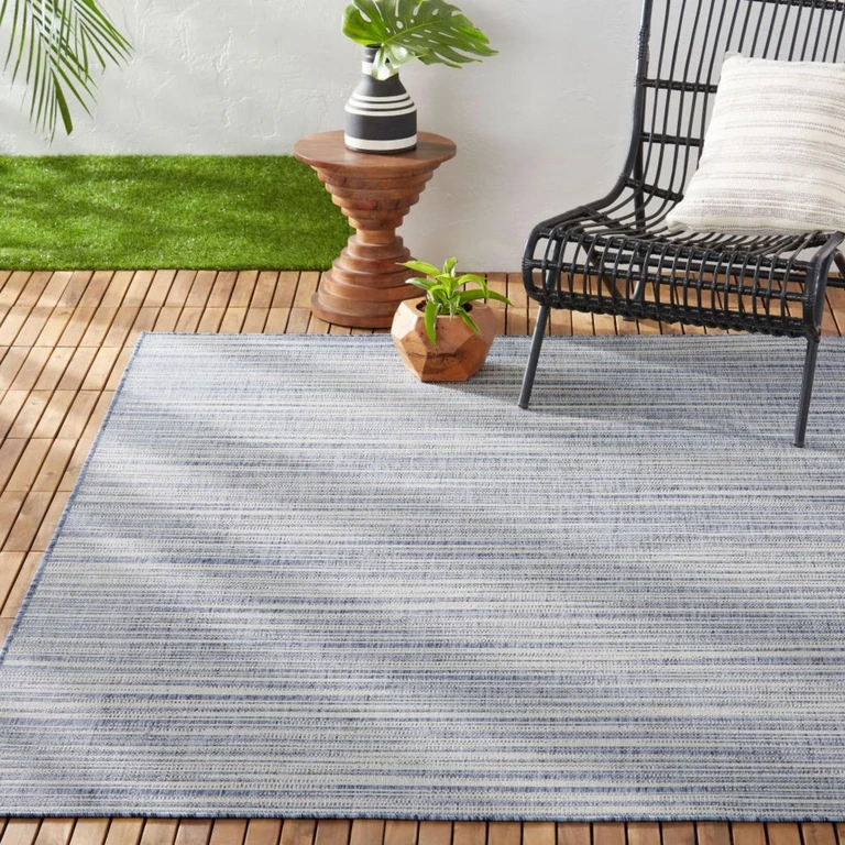 New York Patio Country Wynona Contemporary Abstract Indoor/Outdoor Area Rug - Blue/Beige 7'9'x10'2':