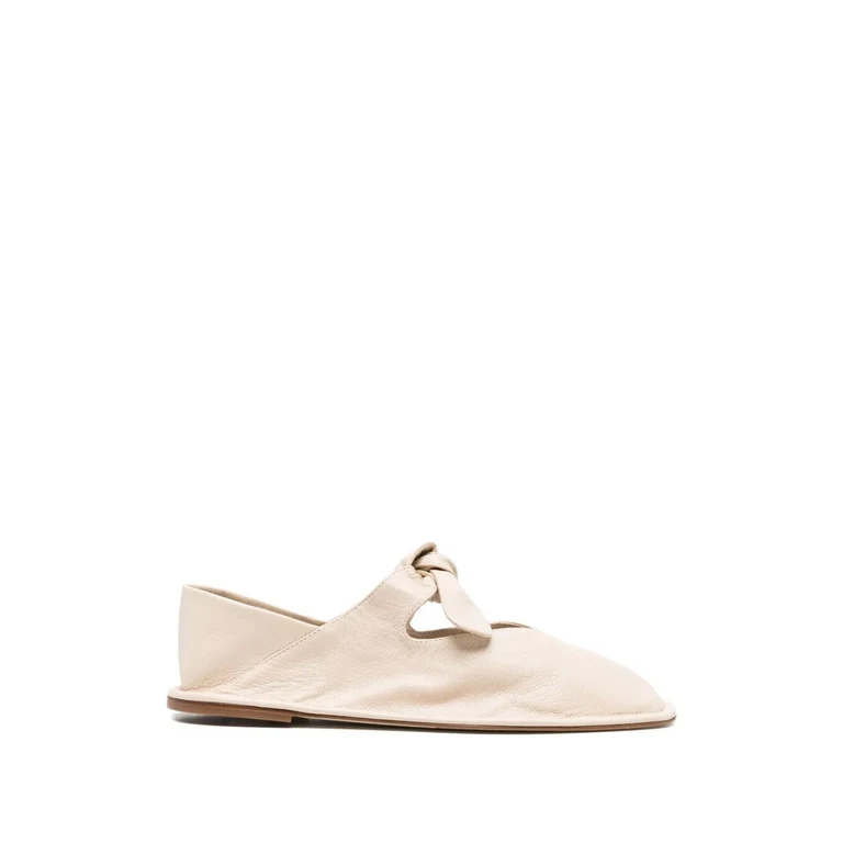"Llasada" Supple Shiny Flat Shoes