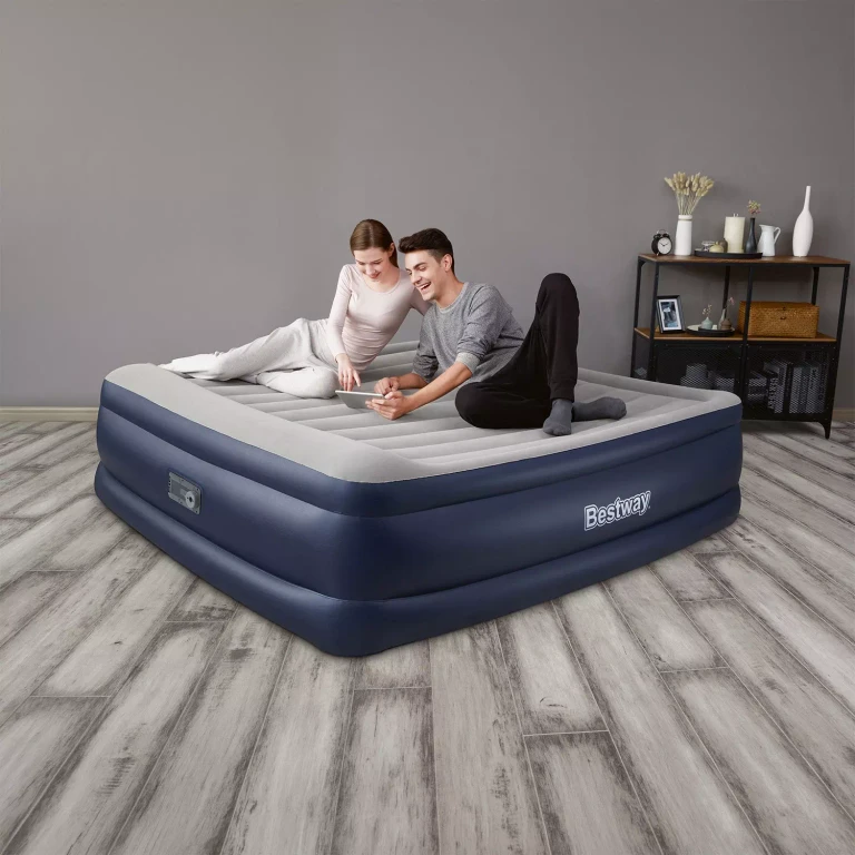 Tritech 22' King Air Mattress with Built-in AC Pump