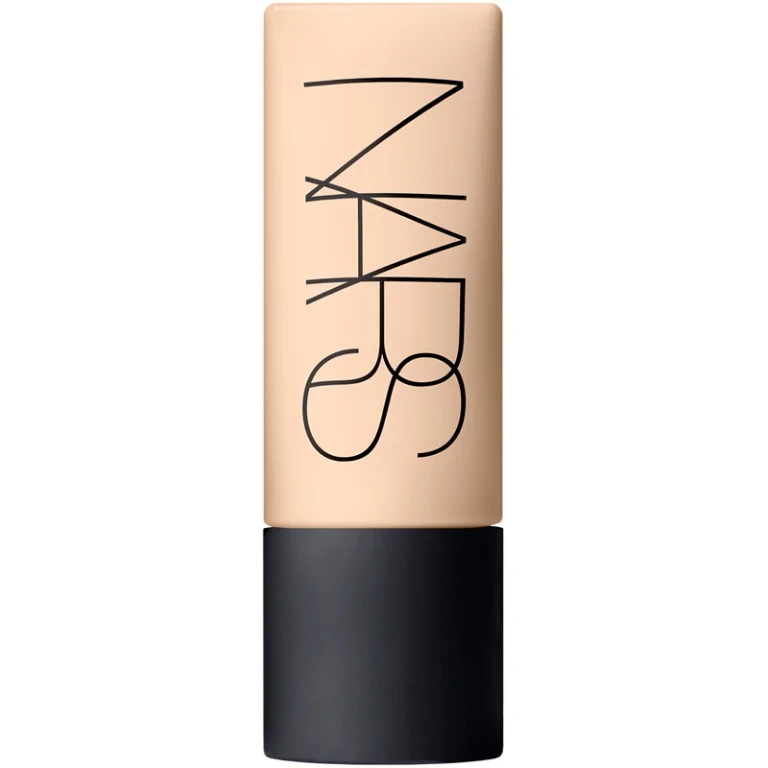 COMPLETE SOFT MATTE FOUNDATION - Shade: Mont Blanc