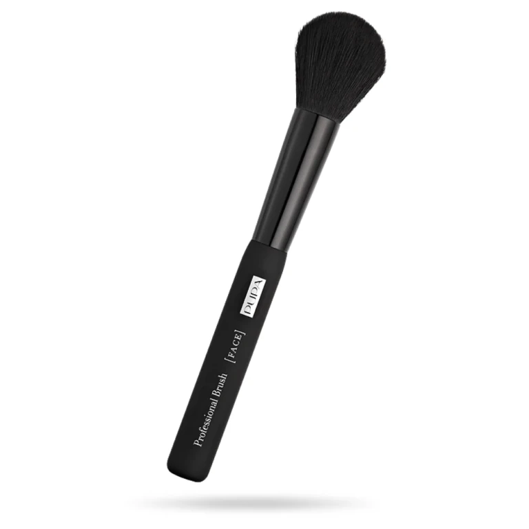 Round blush brush