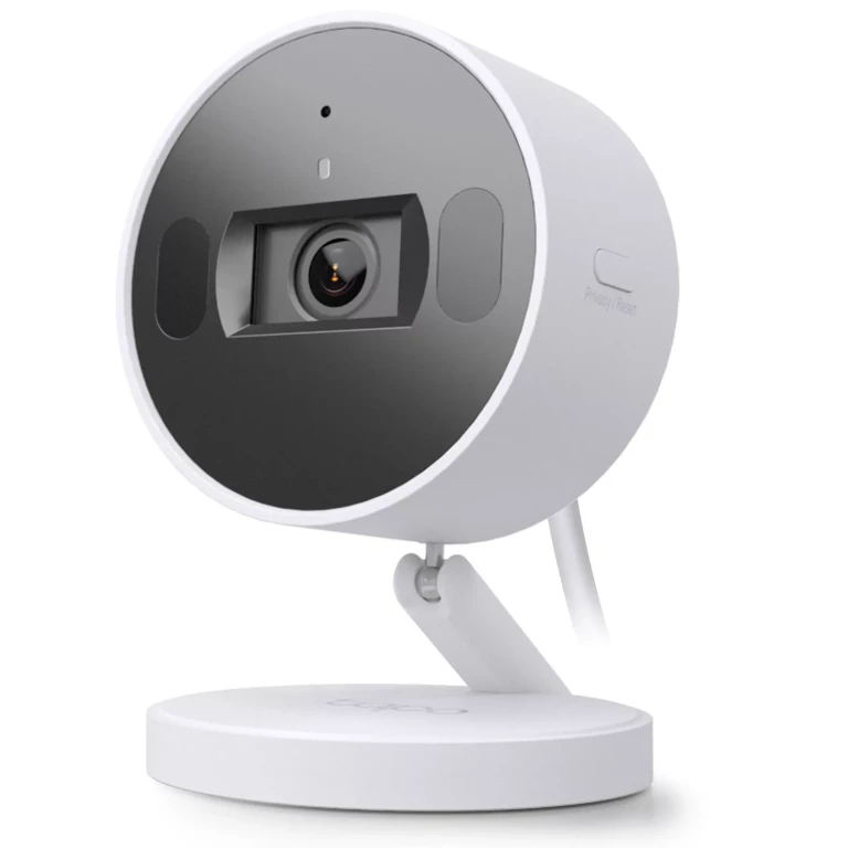Plug-in 2K Tapo Indoor Security Camera