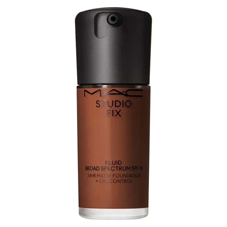 Studio Fix Fluid SPF 15 24HR Matte mattifying foundation SPF 15 color NC63 30 ml