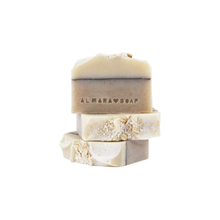 Natural Oatmeal Cake Handmade Soap For Sensitive Skin 90 G