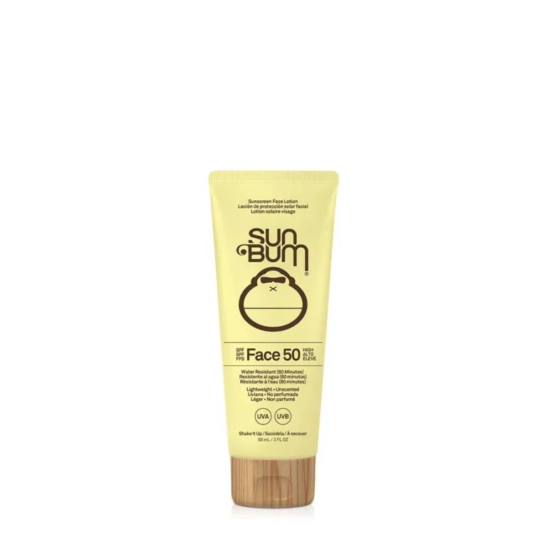 Transparent facial sunscreen SPF 50