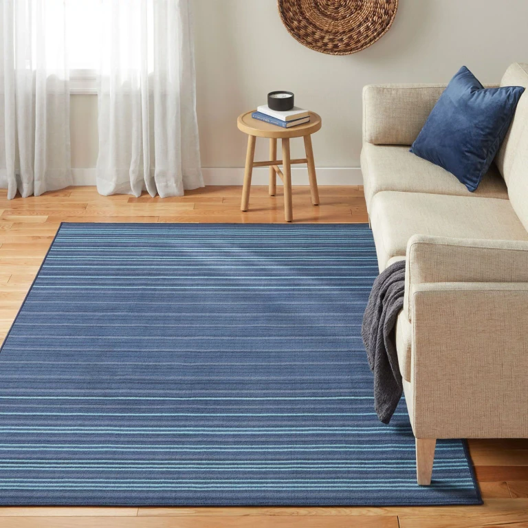 Layne Everwash Area Rug:- 6'6'x9'6', Blue