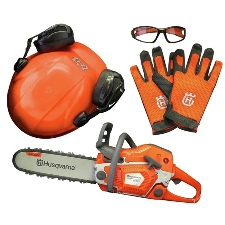 550XP Toy Chainsaw and PPE Kit