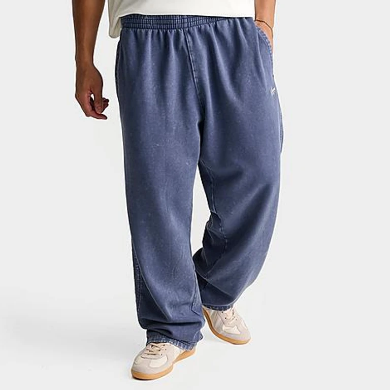 adidas Men's Originals Trefoil Essentials Fleece Jogger Pants in Dark Blue Size: Small