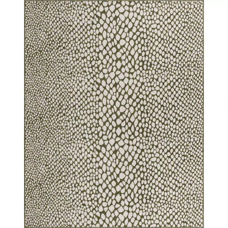 Cape Town Outdoor Rug:- Green, 7'10' x 10'