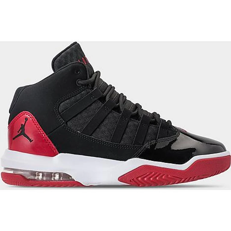 Boys Big Kids Air Max Aura Basketball Shoes in Black/Gym Red/White Size: 3.5
