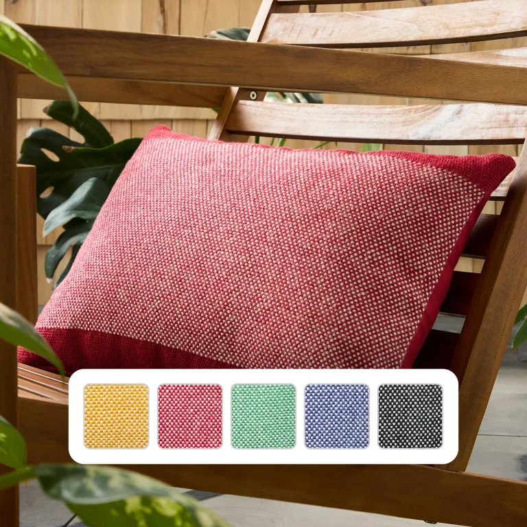 Alara Solid Border Indoor/Outdoor Decorative Pillow:- Red/Ivory, 14' x 20'