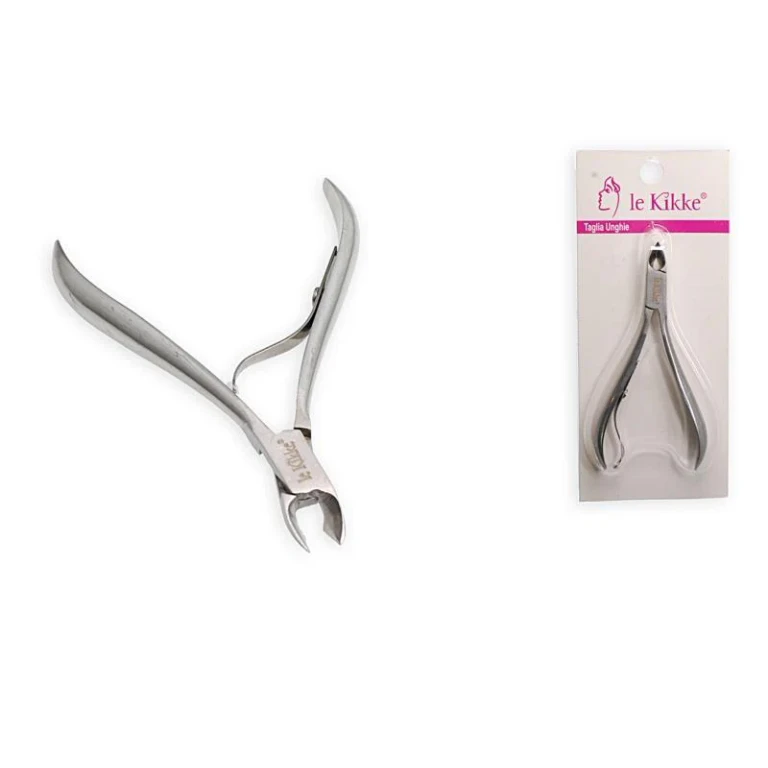 Nail nippers