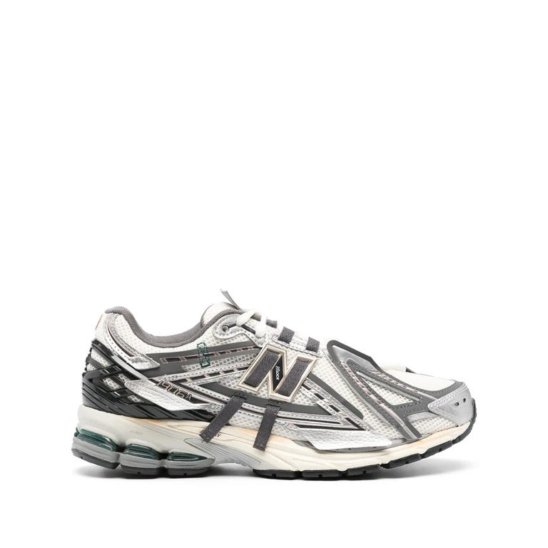 Sneakers color Silver