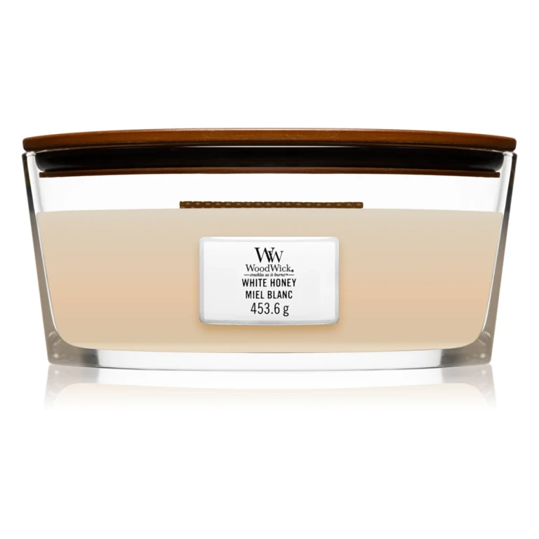 White Honey scented candle with wooden wick (hearthwick) 453 g