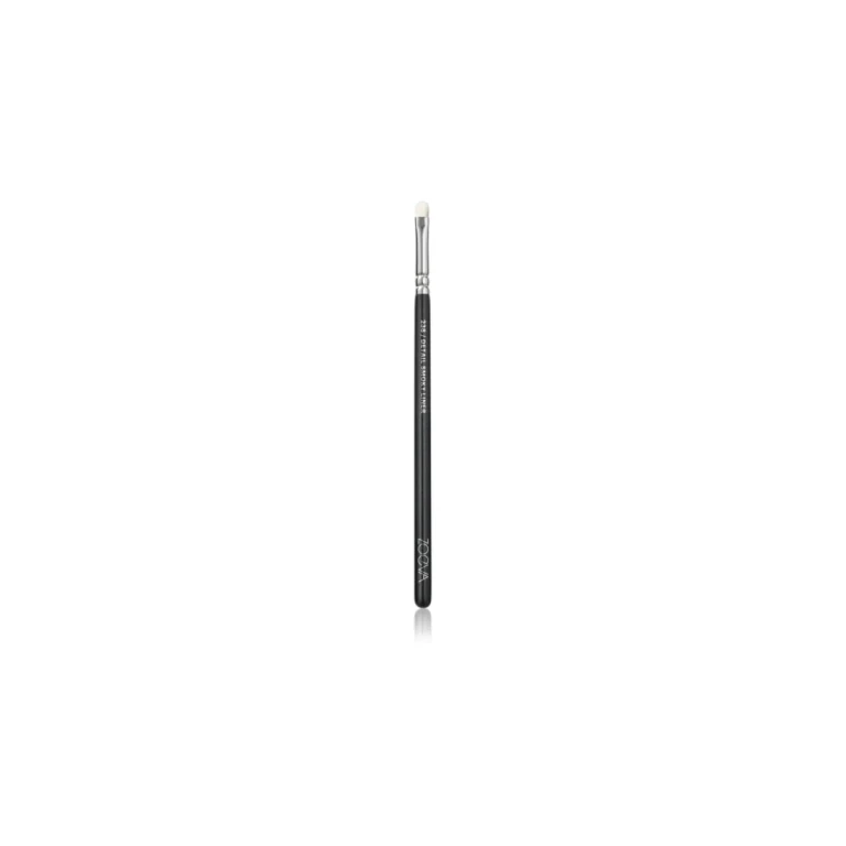 238 Detail Smoky Liner Detail Brush