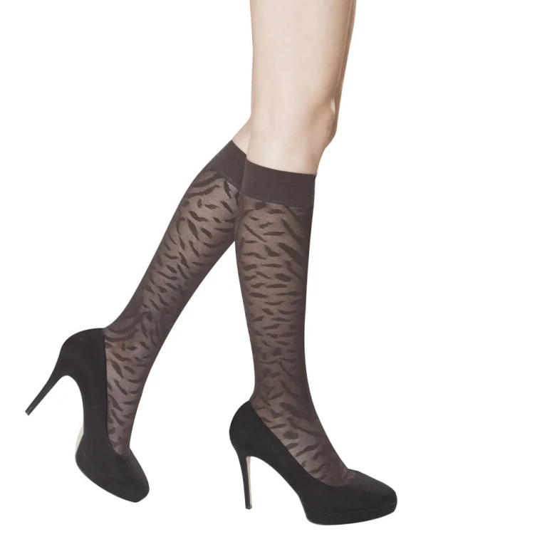 Savannah Lace 70 Knee High Knee Highs 10 15mmHg 3L Mocha