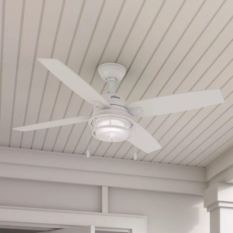 Hunter 52' Ocala Fresh White Outdoor Damp Rated Ceiling Fan with LED Light Kit and Pull Chain :- White