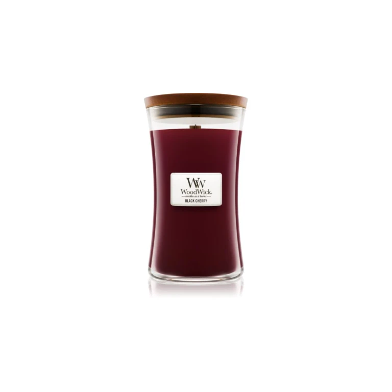 Black Cherry scented candle with wooden wick 609.5 g