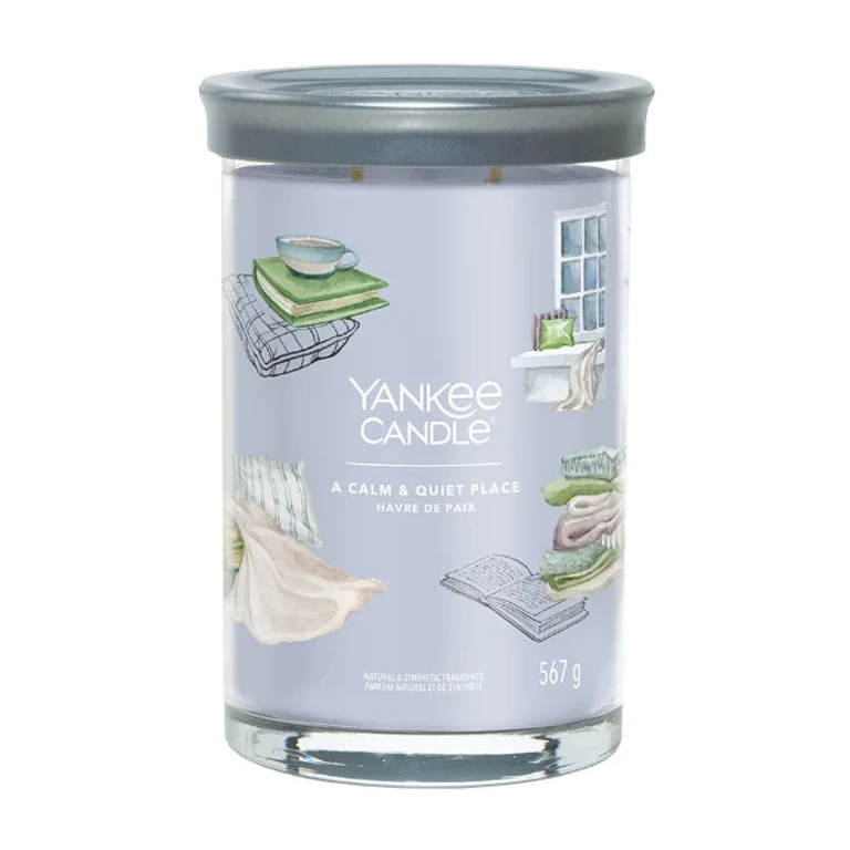 A Calm & Quiet Place tumbler candle Signature - 567.0 g