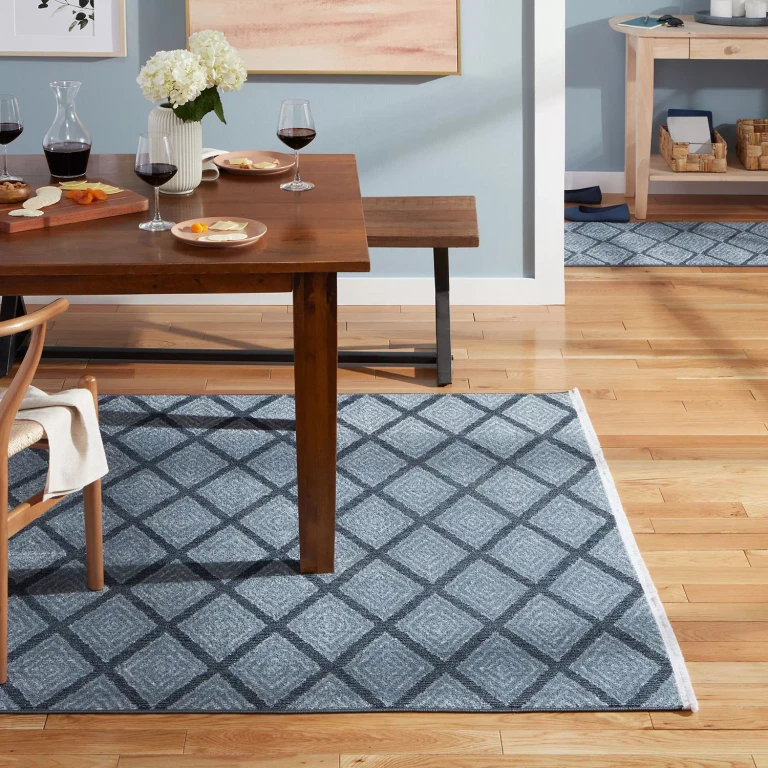 Town & Country Everyday Rein Everwash Area Rug:- 7'10'x10'2', Blue
