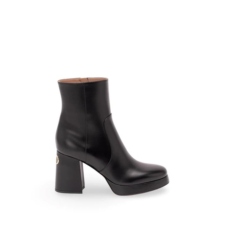 `Fawcette` Boots